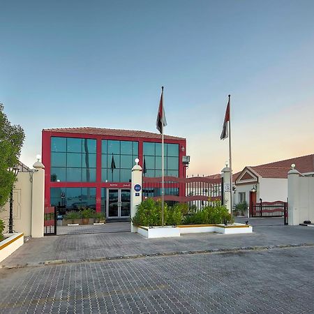 Royal Residence Hotel Apartments Umm al-Quwain Exterior foto