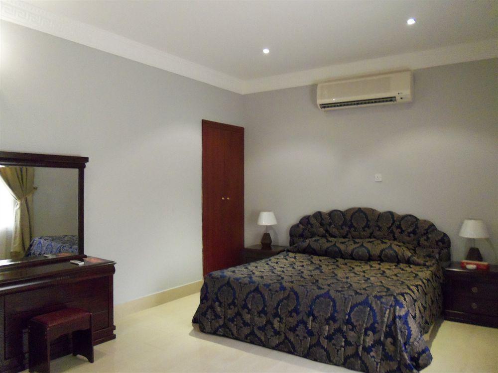Royal Residence Hotel Apartments Umm al-Quwain Exterior foto