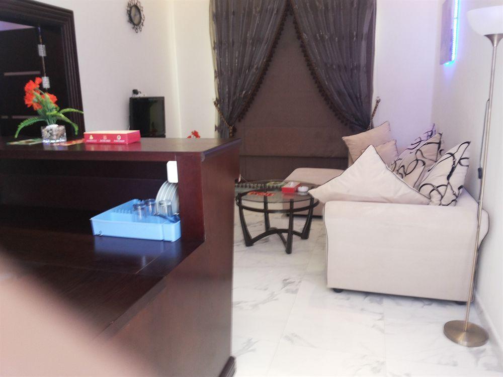 Royal Residence Hotel Apartments Umm al-Quwain Exterior foto
