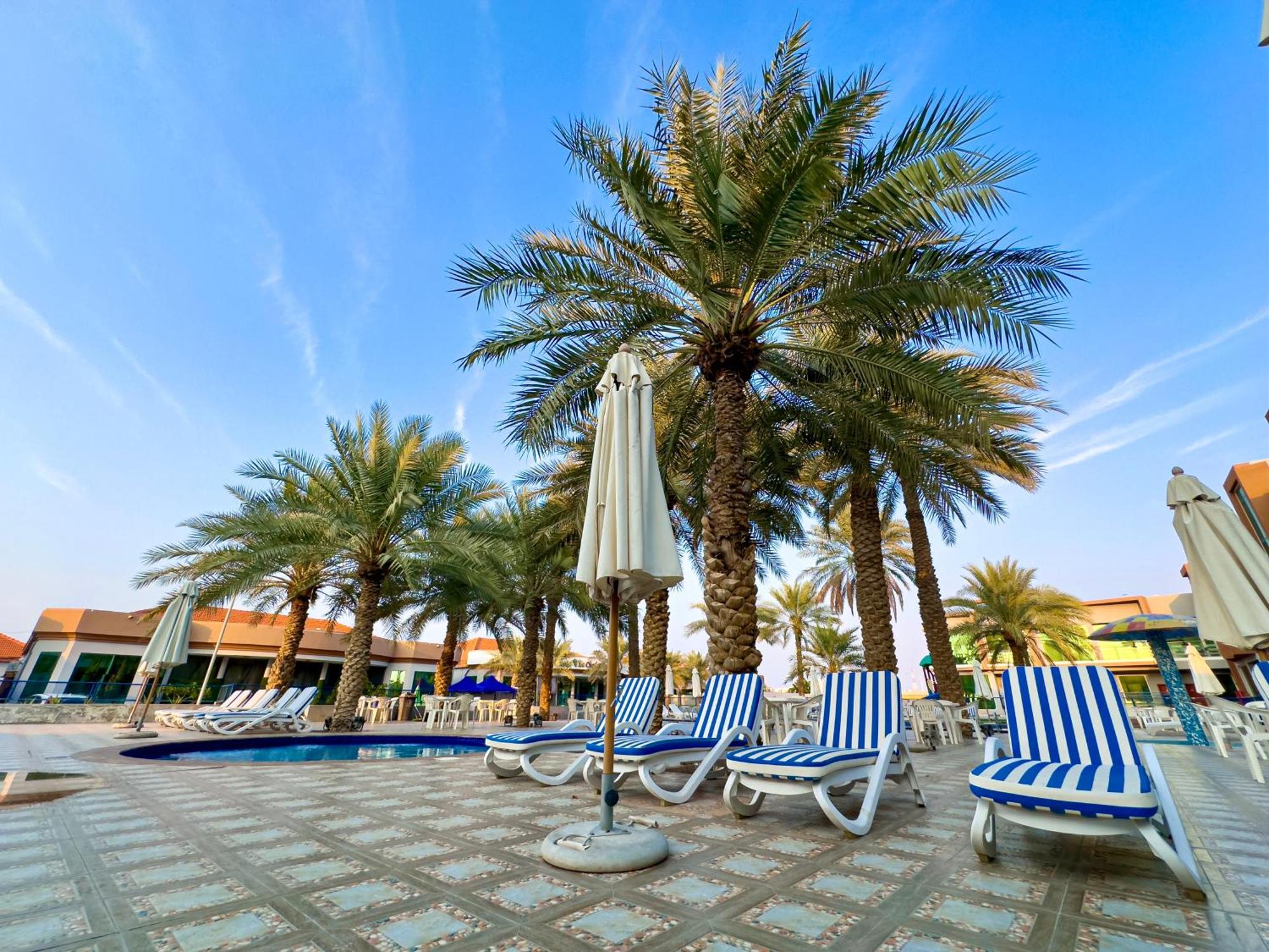 Royal Residence Hotel Apartments Umm al-Quwain Exterior foto