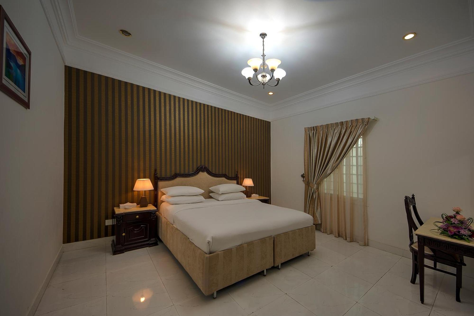 Royal Residence Hotel Apartments Umm al-Quwain Exterior foto