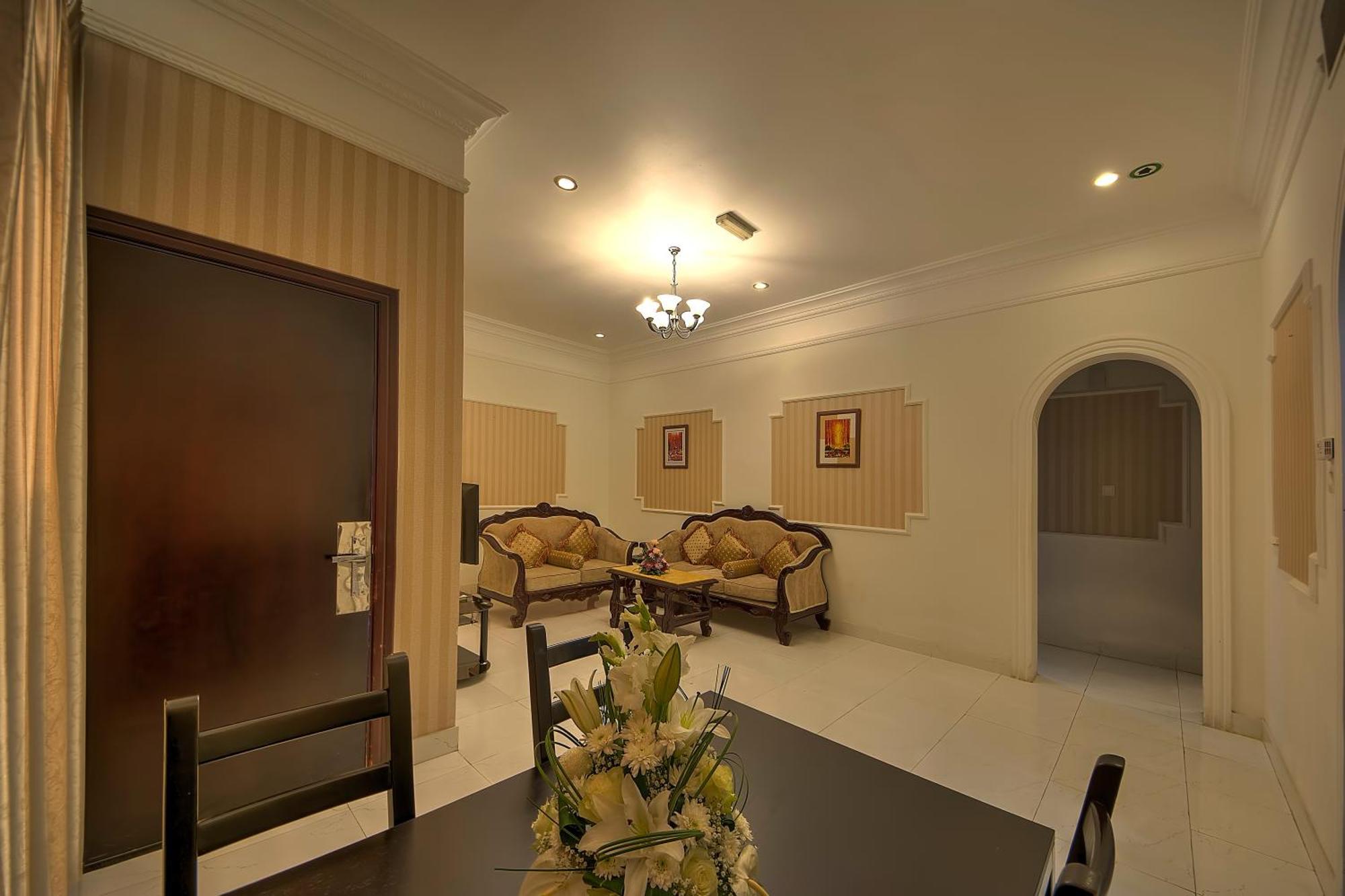 Royal Residence Hotel Apartments Umm al-Quwain Exterior foto