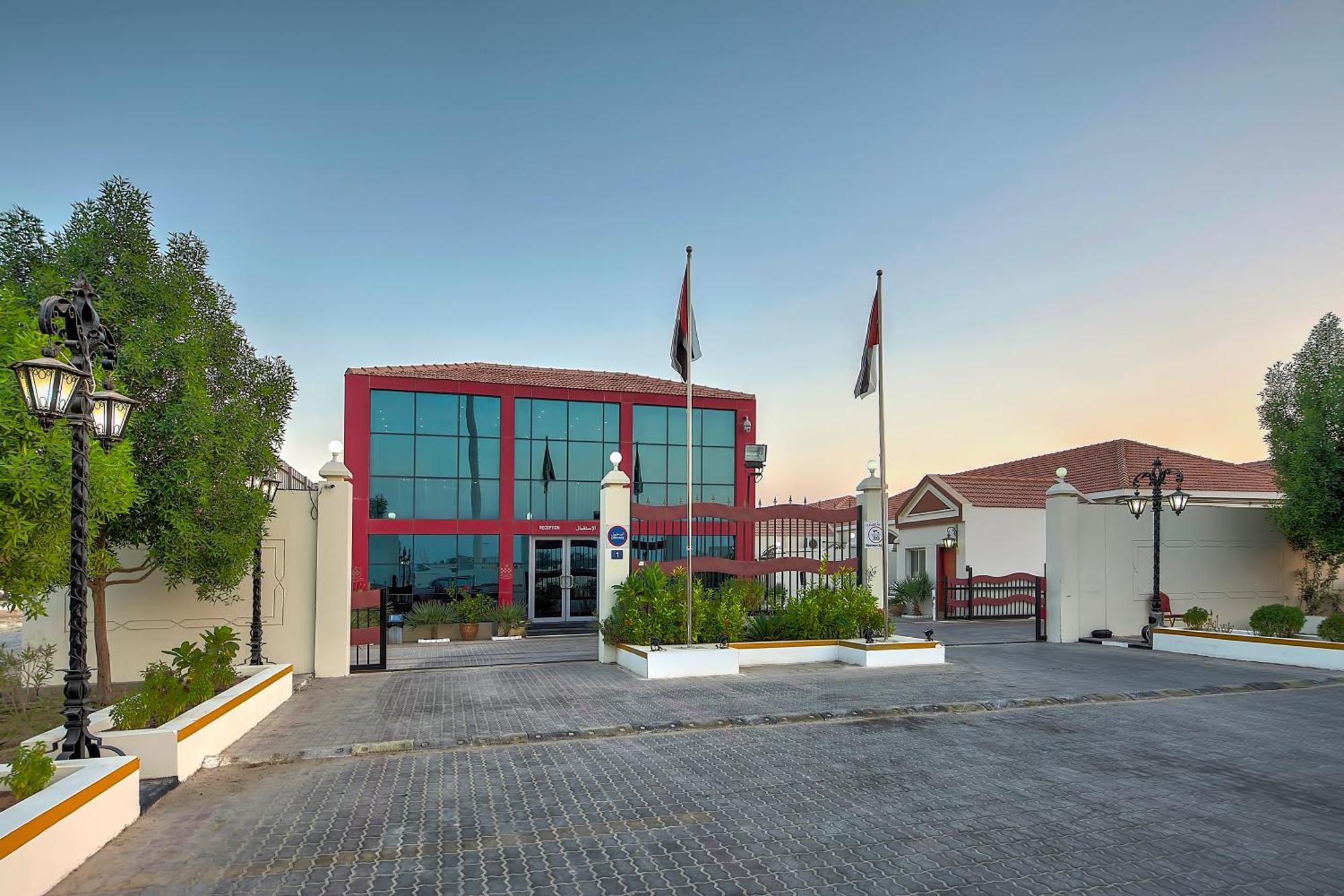 Royal Residence Hotel Apartments Umm al-Quwain Exterior foto